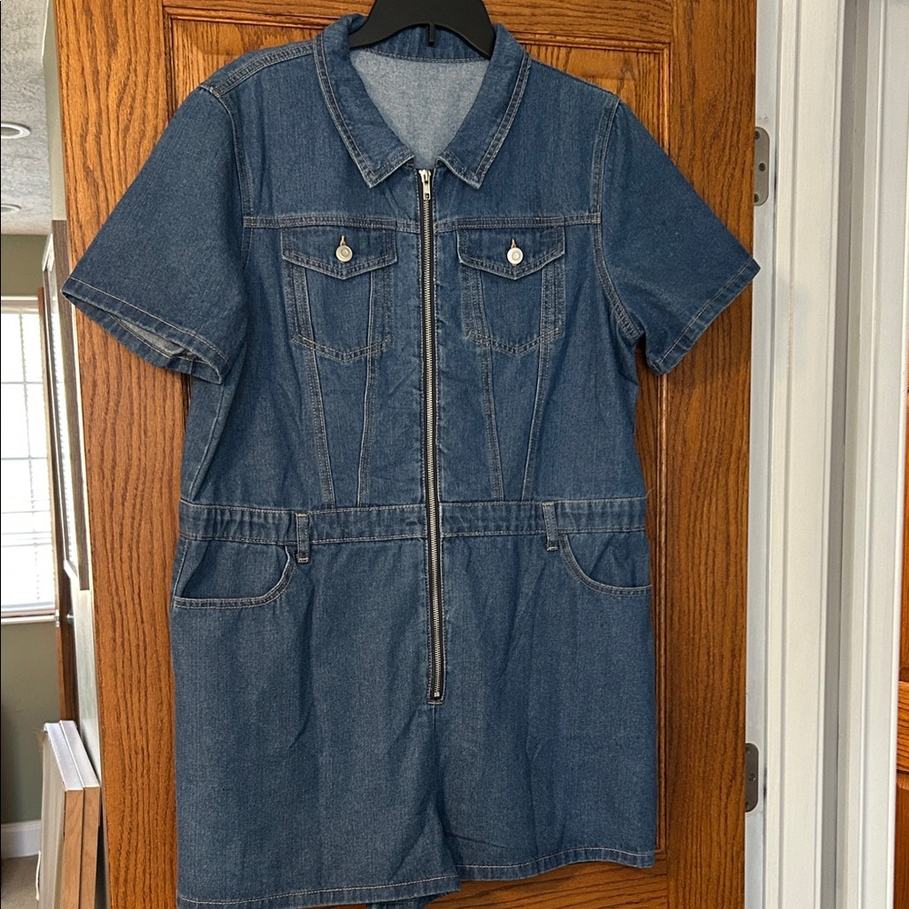Denim Short-Sleeve Zip-Front Romper - Blue